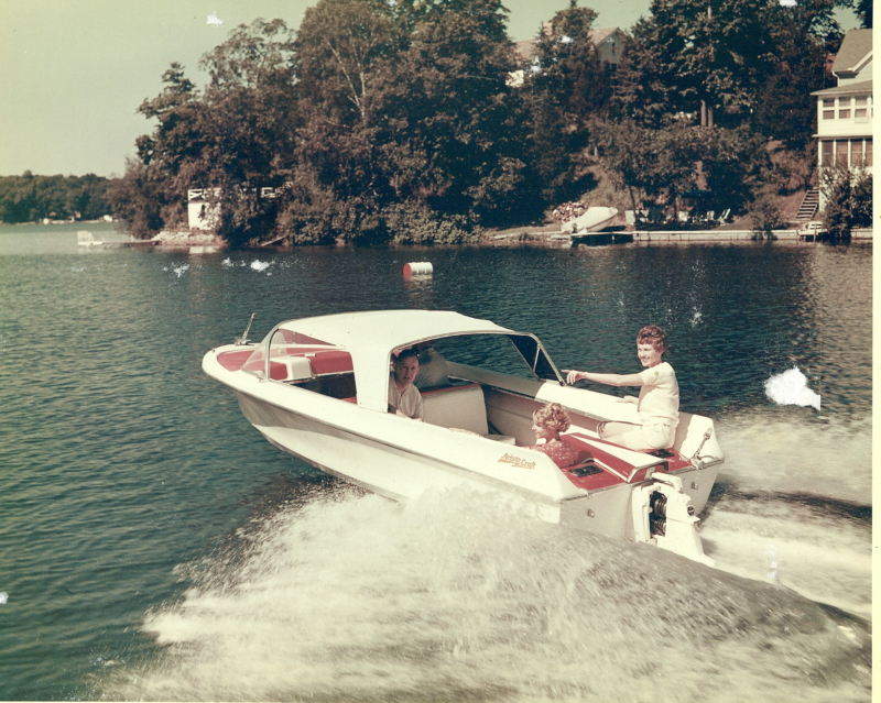 Vintage Fiberglass Photos – Aristocraft Boats – Classic Boats